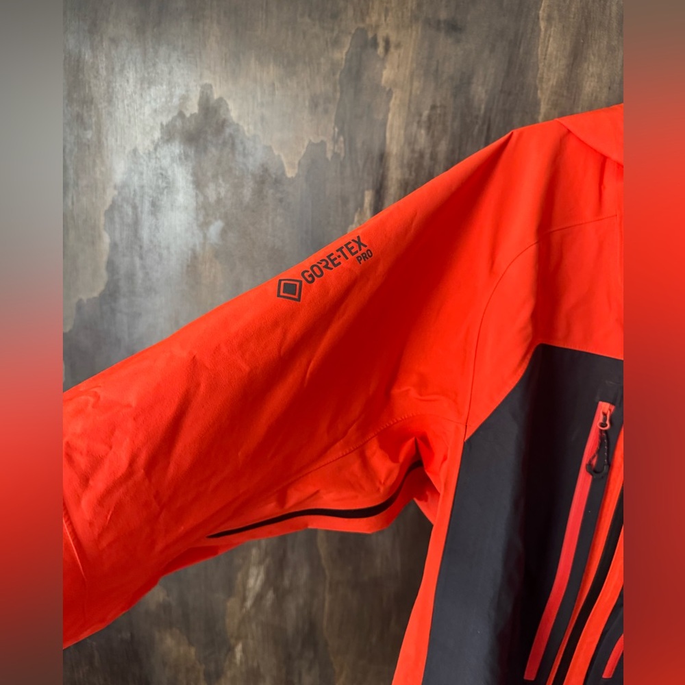 MOUNTAIN HARDWARE ROUTE FINDER GORE-TEX PRO JACKET - Picture 3 of 13
